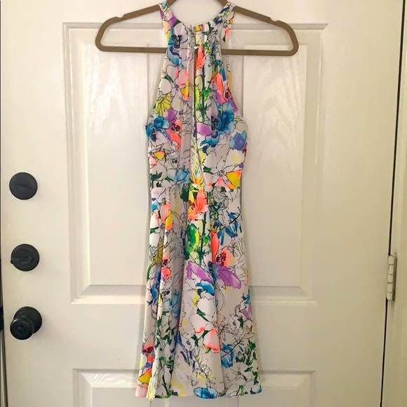 Express Flower Print Halter Neck Style Dress - Picture 2 of 10